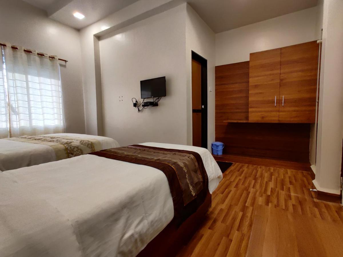 Hotel Surya Grande Kudal  Exterior foto